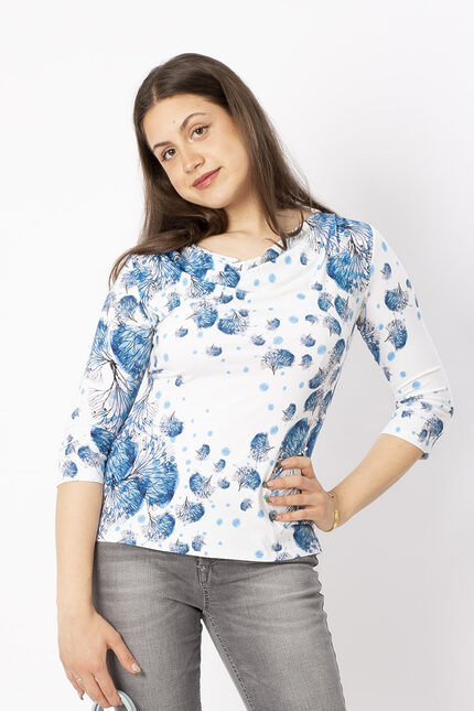 LIZ BlueFlakes front 1.jpg