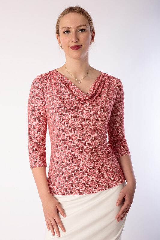 LIZ MuschelRot front 2.jpg