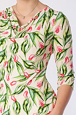 LIZ Tulip detail 2.jpg