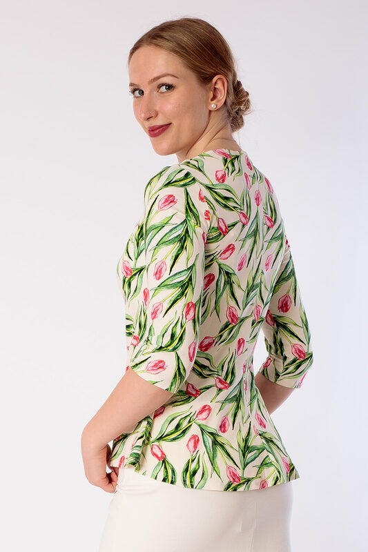 LIZ Tulip side 2.jpg