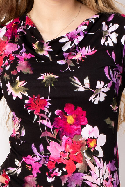 Liz SpringFlowerBlack detail 1.jpg