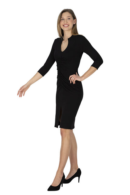 SUNNIE M 18 040 b 1.jpg